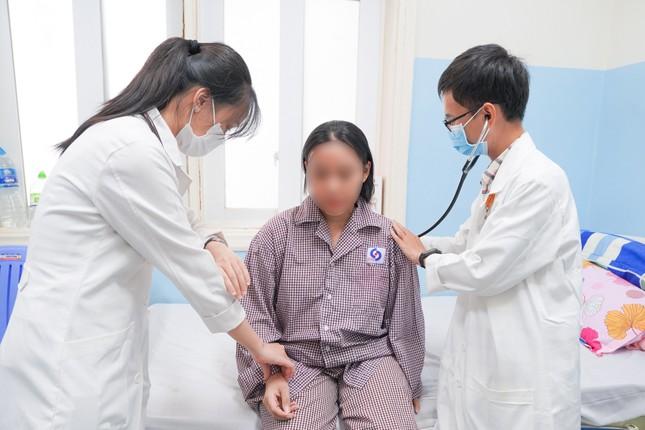 Mẹ con thai phụ 'thập tử nhất sinh' vì nhiễm cúm mùa